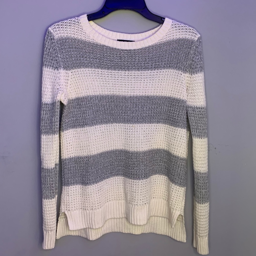 Mixed Sweaters - Picture 6 of 10